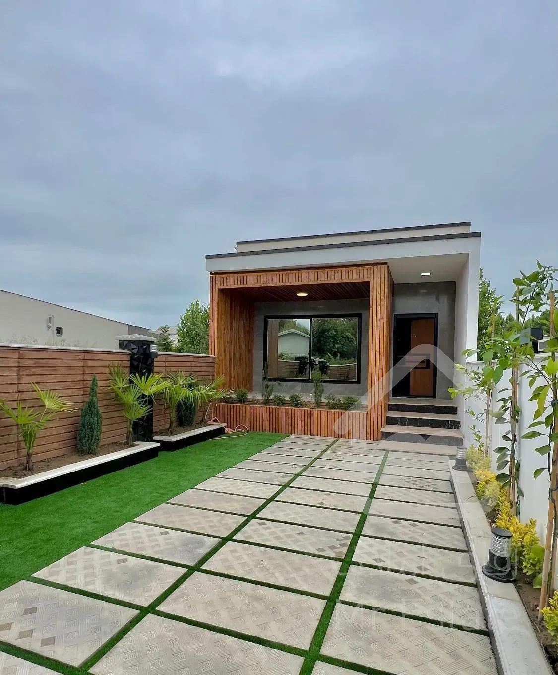 ویلای نقلی با اصالت/تاپ لوکیشن/تهاتر با خودرو