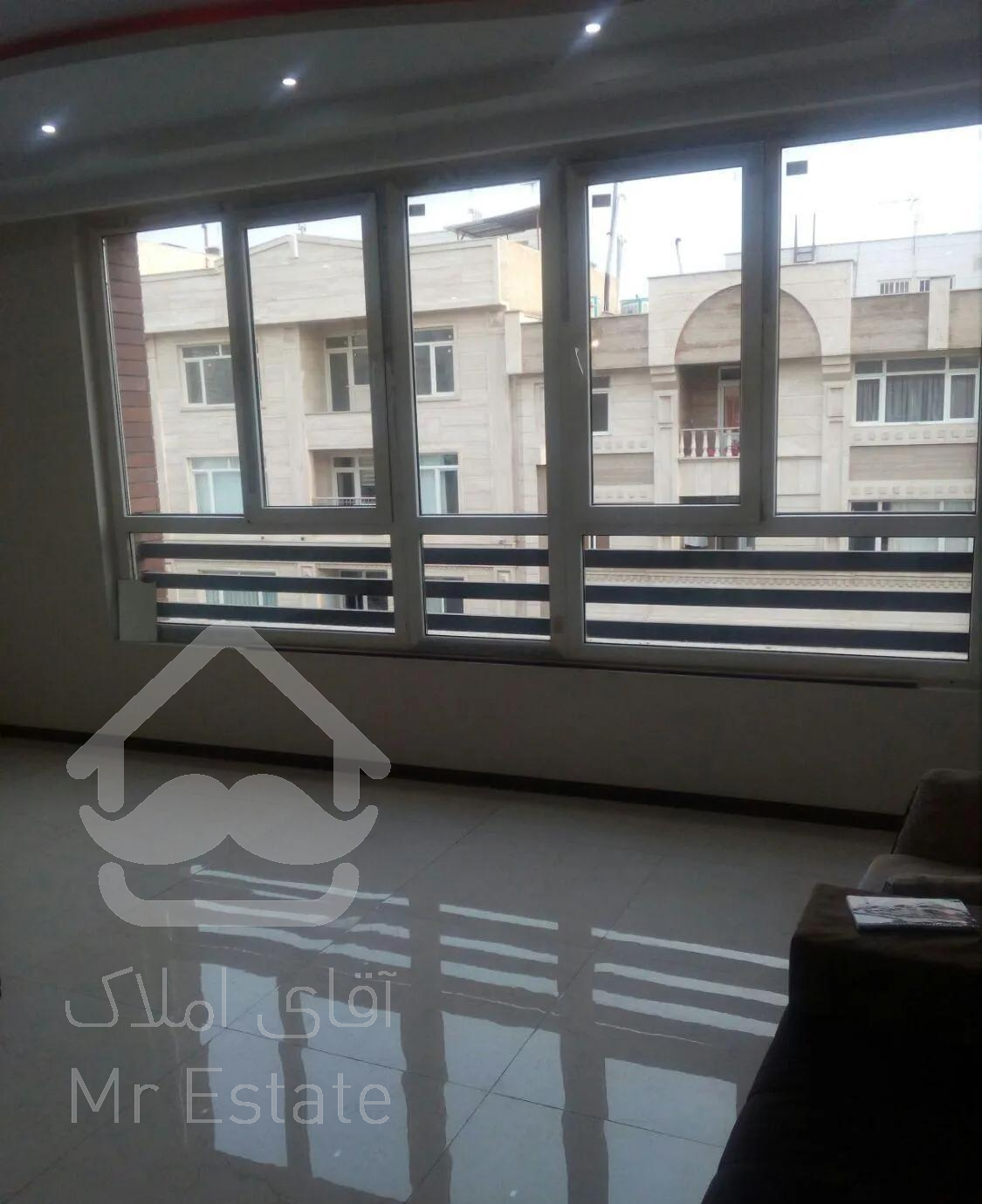 ۱۳۴ متر سه خواب/کلید نخورده/ تاپ لوکیشن / اباذر