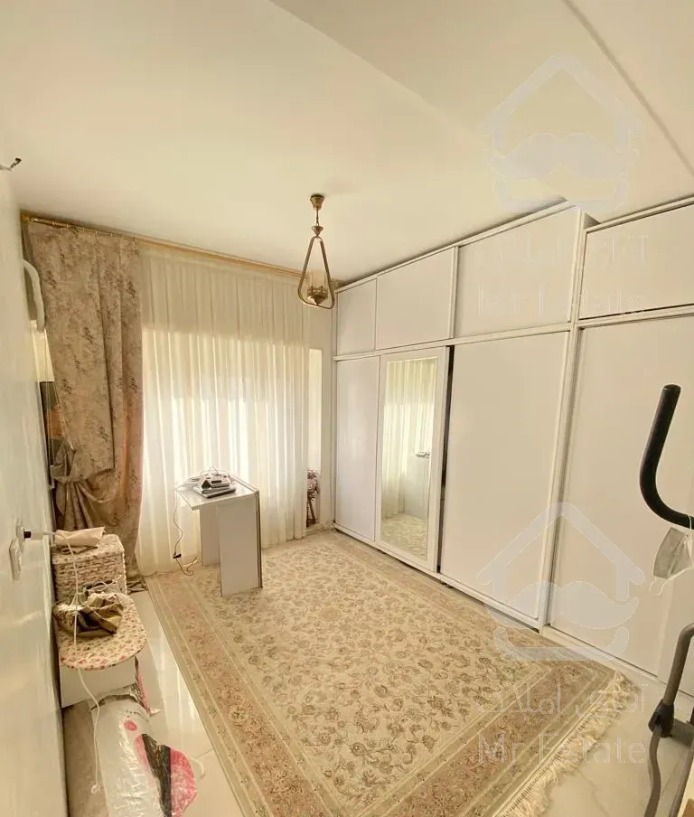 اپارتمان  نزدیکی دریاچه ی چیتگر