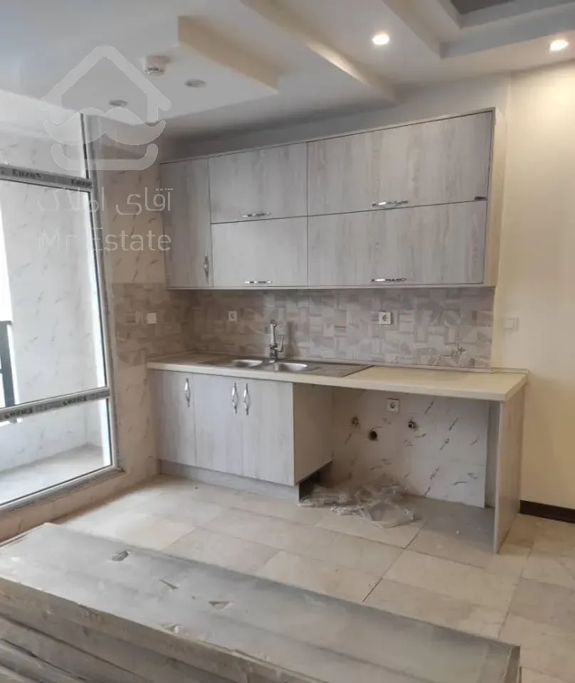 85 متر/ 2خواب/نوساز میدان تیموری