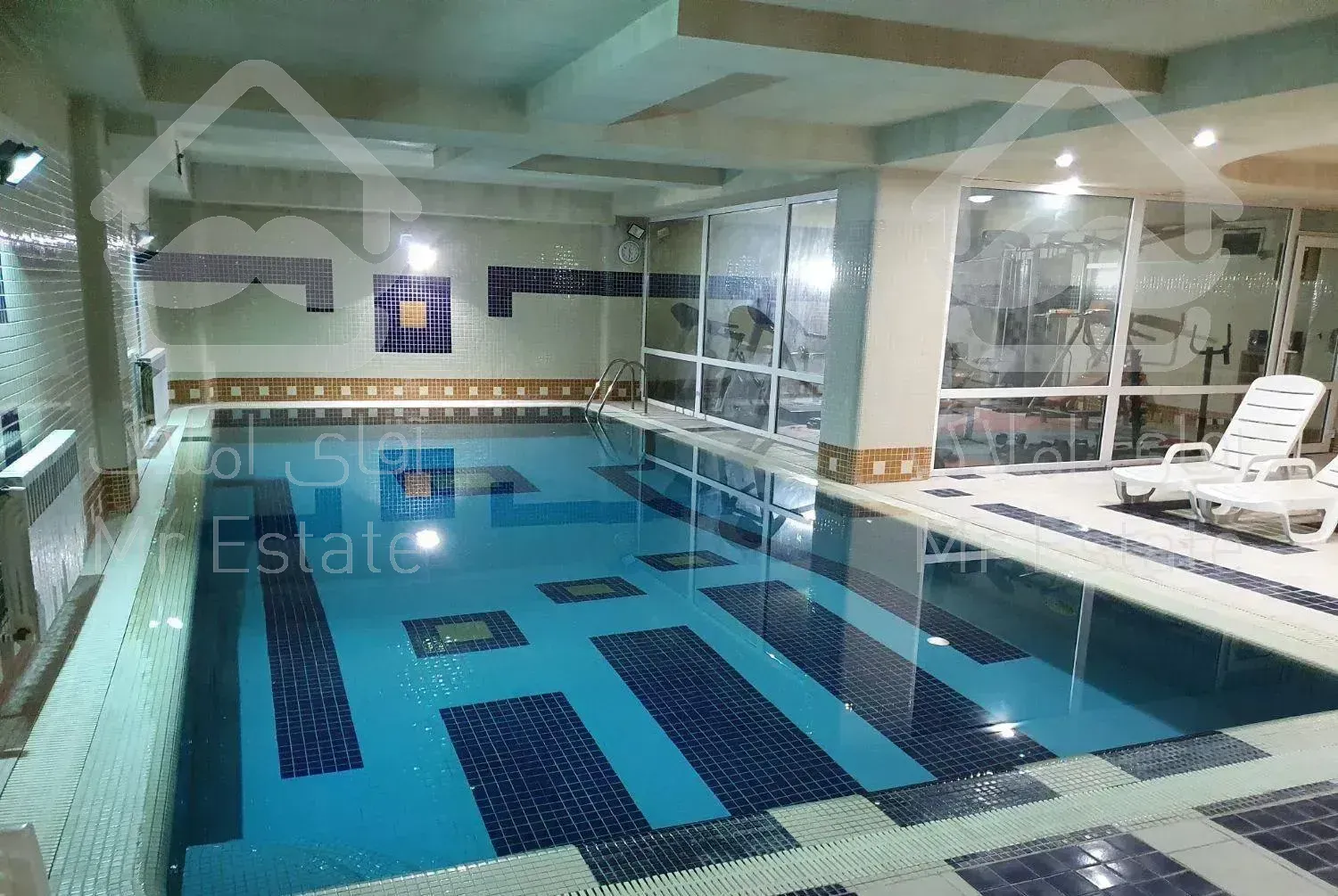 سعادت آباد  ۱۵۰ متر  ۳ خواب  ، فراز