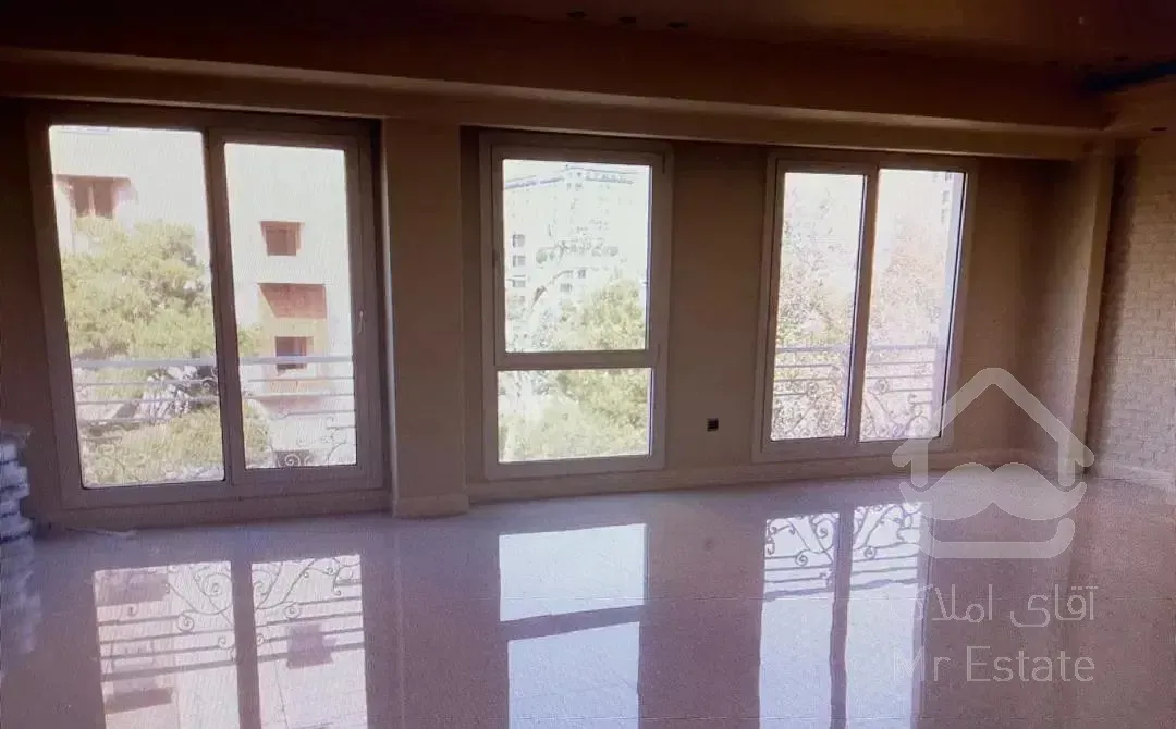 ۲۱۲ متر تکواحدی مشاعات آبی فعال