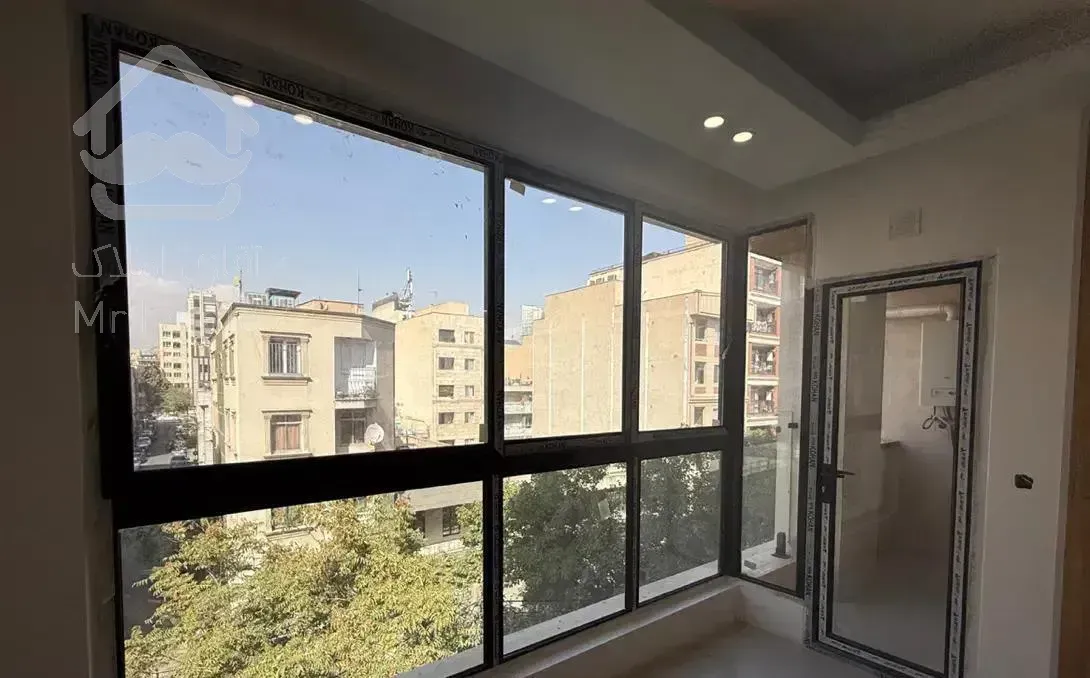 ۱۲۸ متر ۲ خواب نوساز سهروردی جنوبی/ویو ابدی/پدیده