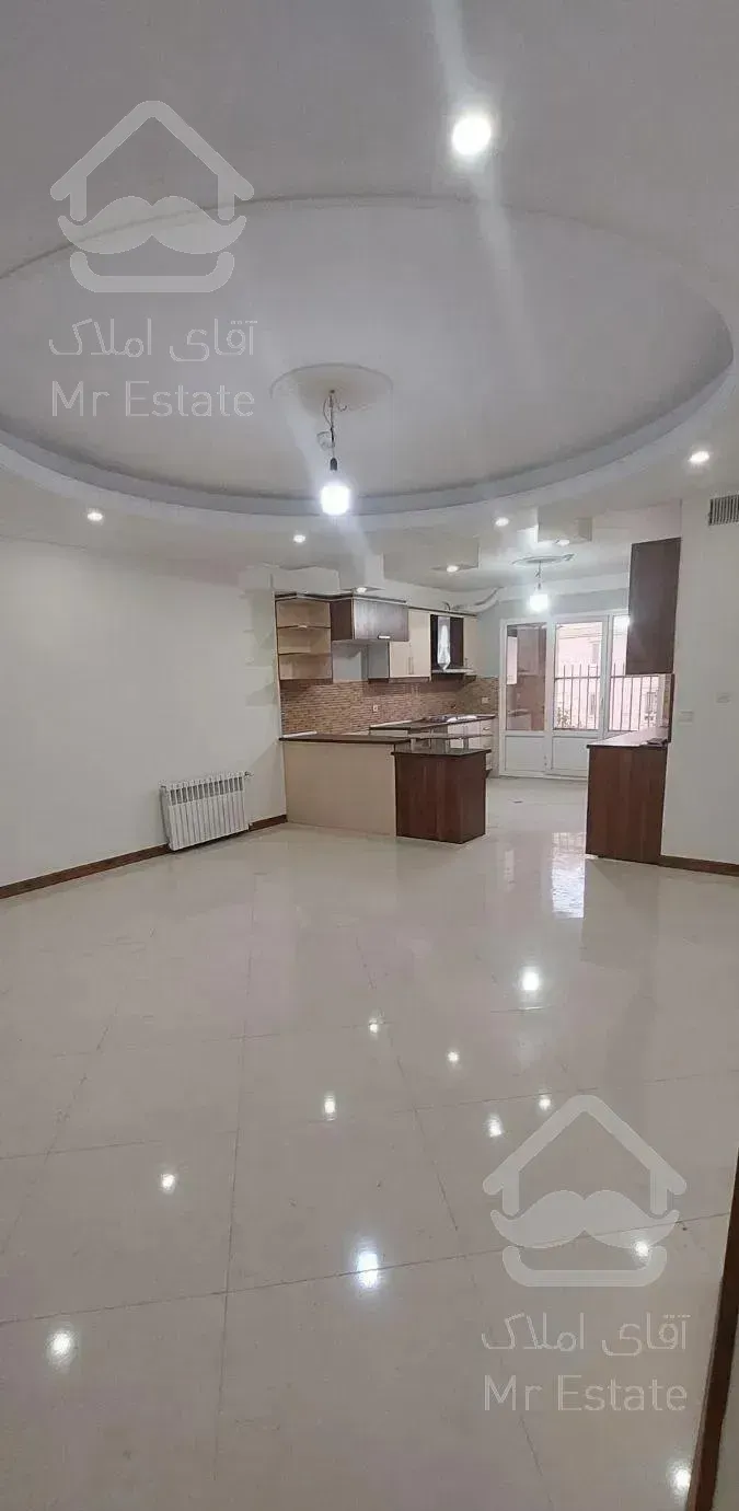 ۹۲ متر خوش نقشه فول روبه آفتاب  / شهر زیبا