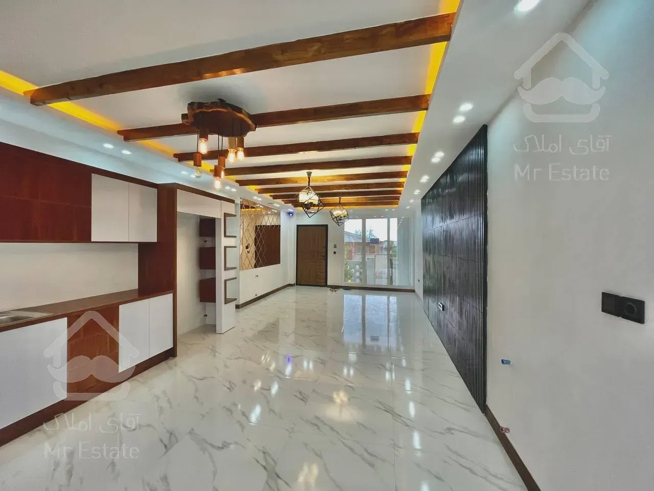 همکف مدرن. ۹۰ متری. شهرکی.