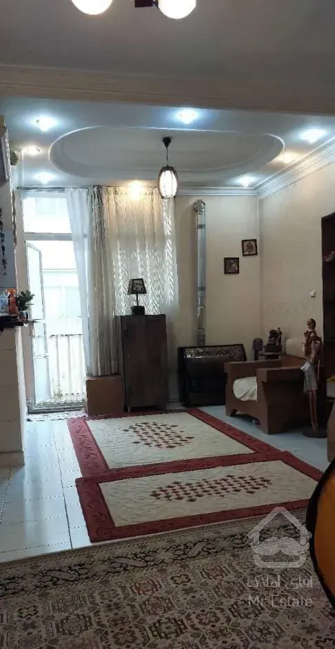 ۴۷ متر حیاط خلوت دار