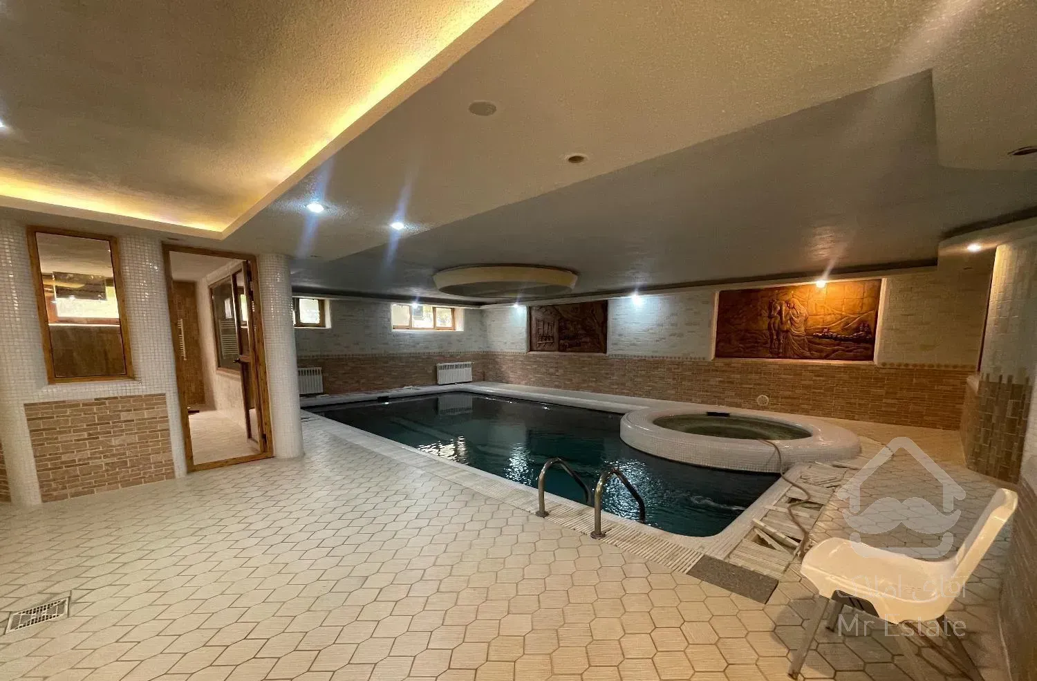 نیاوران/ نور جنوب/4 پارکینگ/ مشاعات فعال