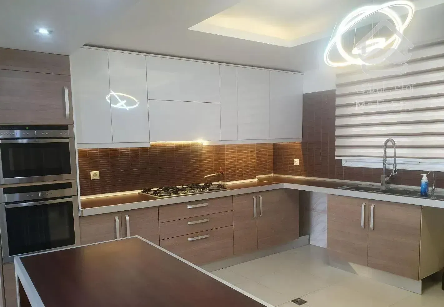 سعادت آباد  ۱۵۰ متر  ۳ خواب  ، فراز