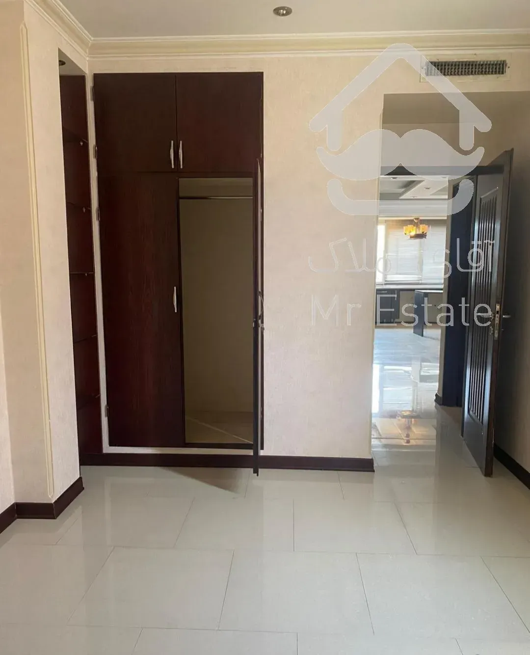 رهن و اجاره آپارتمان ۳ خواب میدان کتاب