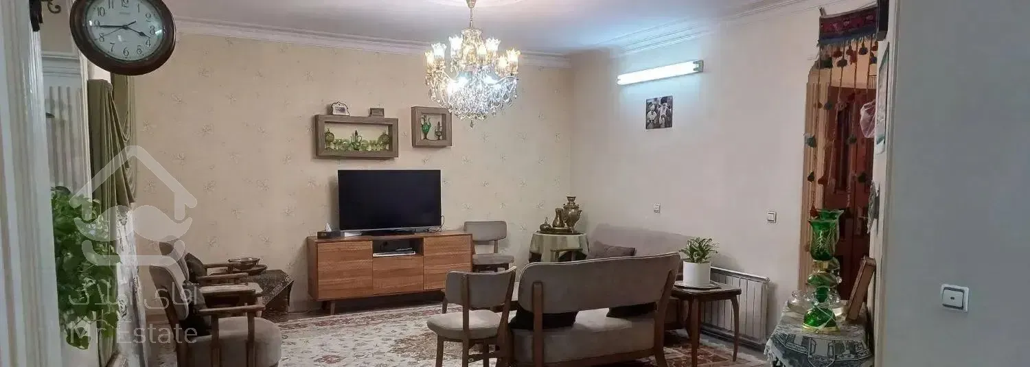 آپارتمان ۱۰۰ متری با پارکینگ، انباری و پاسیو-فوری