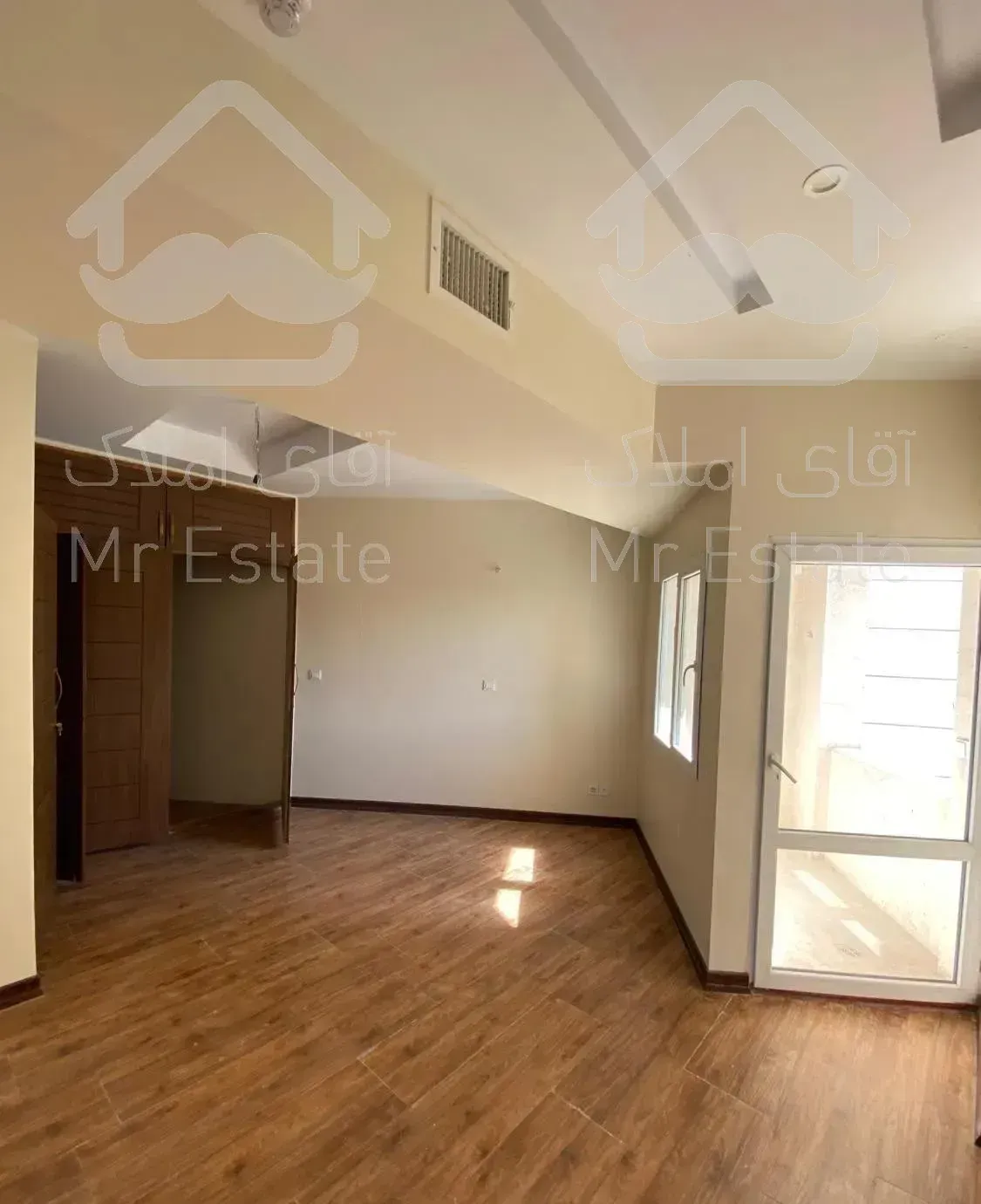 آپارتمان ۱۱۰ متر ده ونک