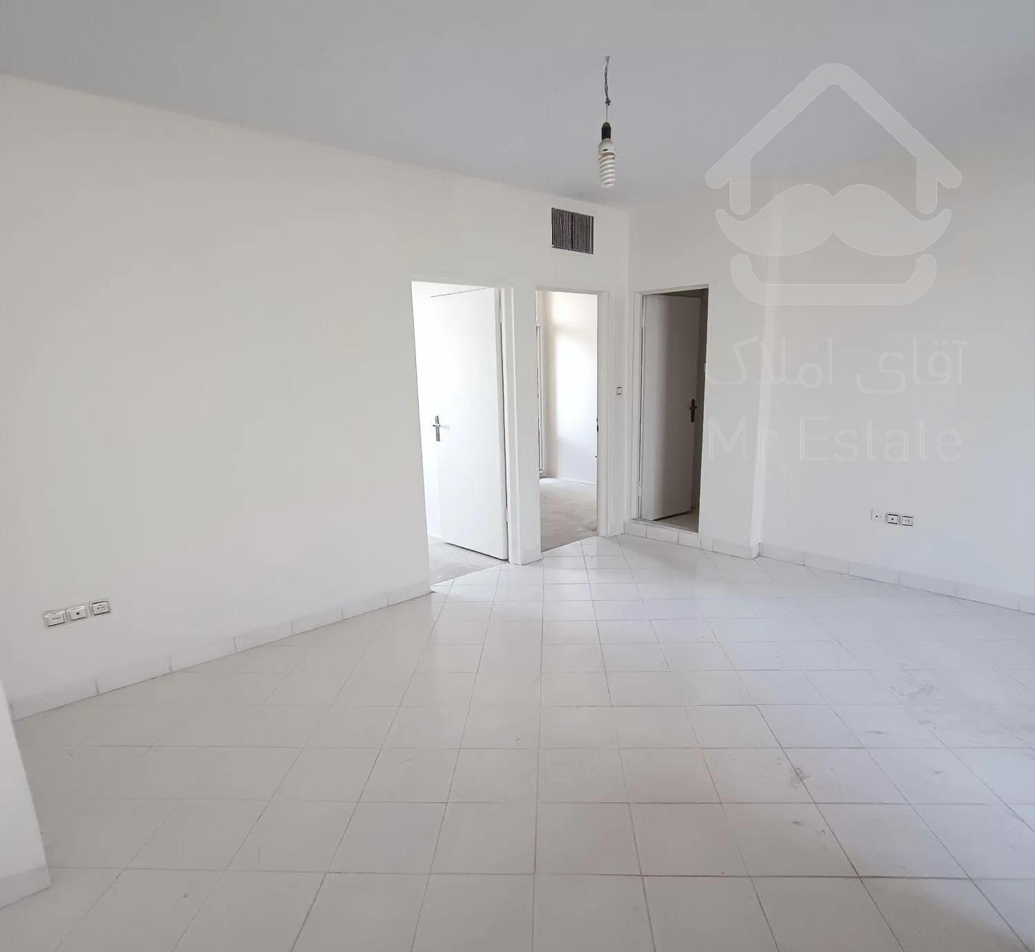 ۶۸ متر دو خوابه شهران جنوبی