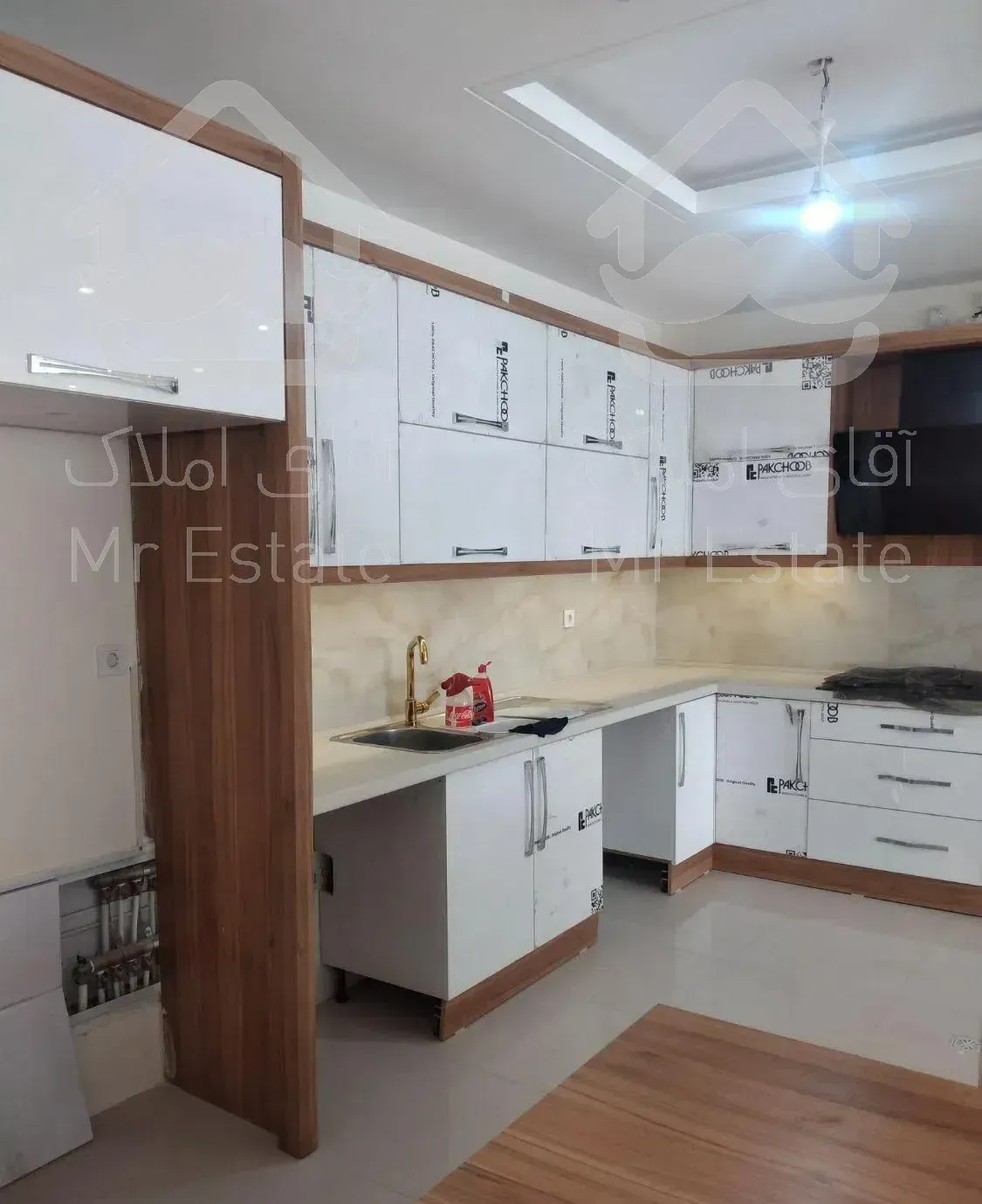 ۱۳۵ متر شیک صفر امیریه ۱ برند معتبر