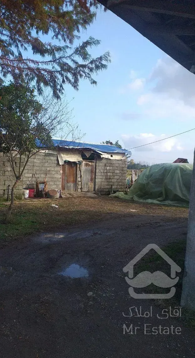 584متر ویلای قدیمی ساحلی سند تک برگ