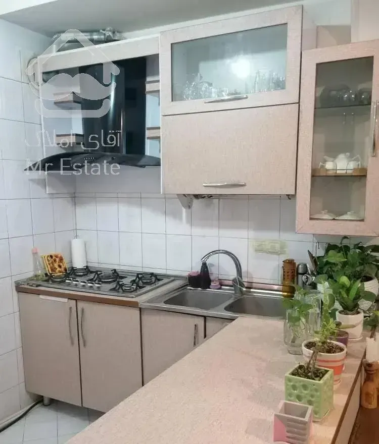 ۵۲مترطبقه همکف،بر خیابان مرتضوی و نواب