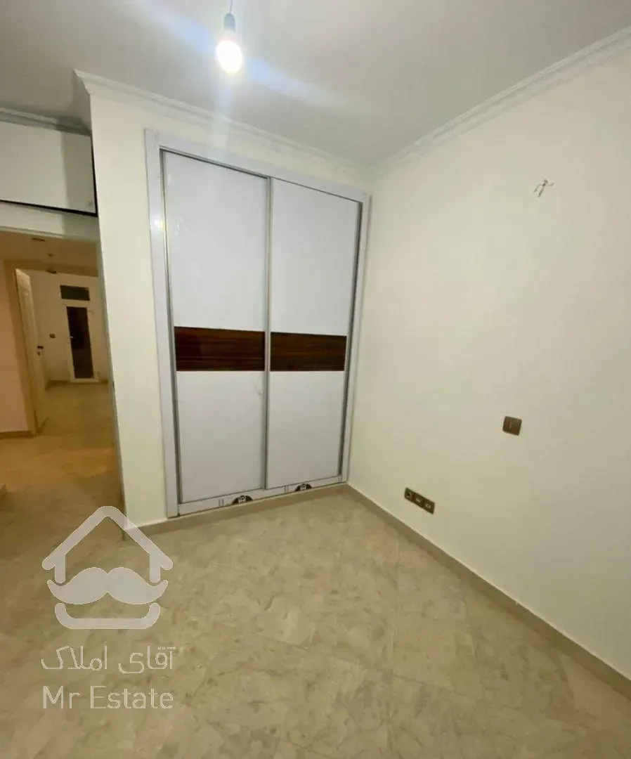 بالای کاج مروارید