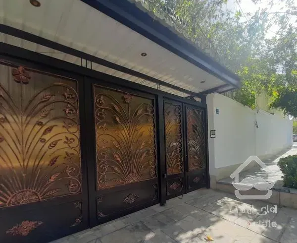 خانه ویلایی ۸۵۰متر شهرک غرب مهستان