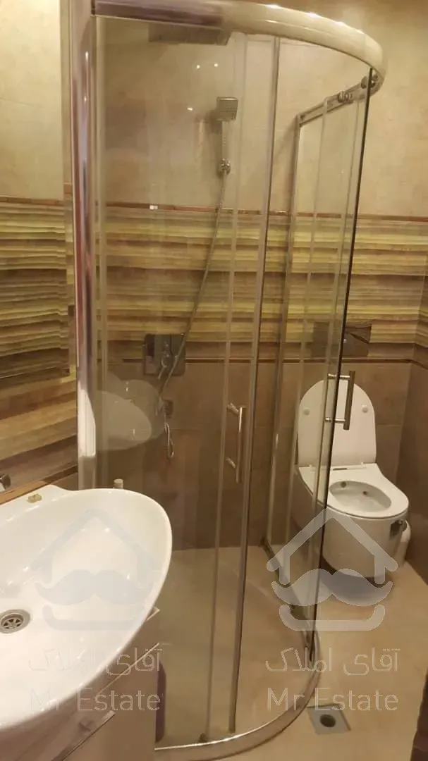 اجاره و رهن آپارتمان زعفرانیه 200  متر شیک