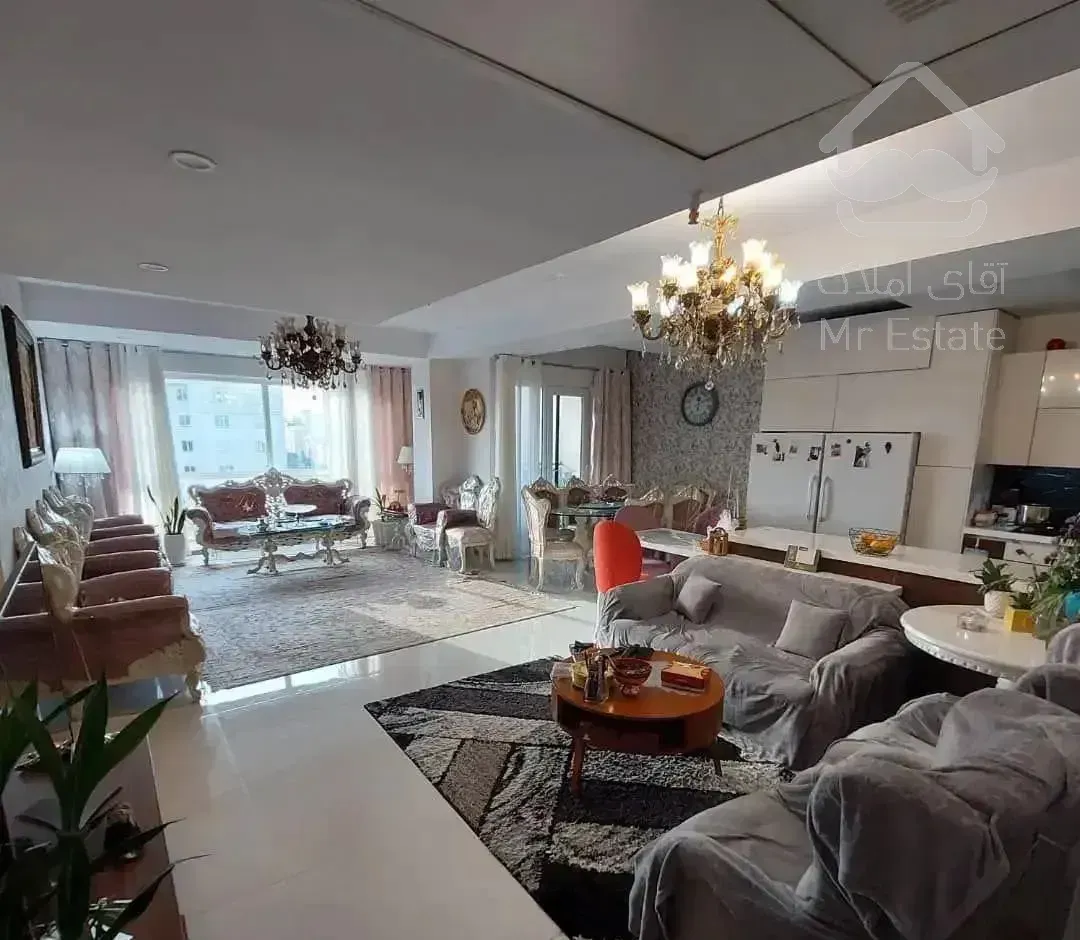 ۱۱۸ متر / دو خواب / سالن سرتاسر پرده خور