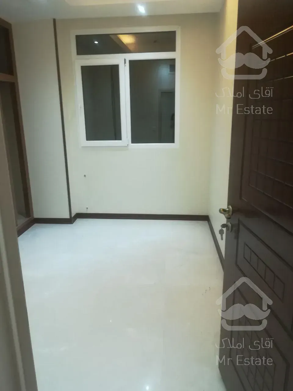 ۱۵۰متر- تکواحدی- سالن پرده خور- فکوری