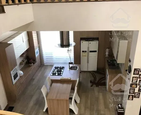 دوبلکس با ۱ طبقه مجزا