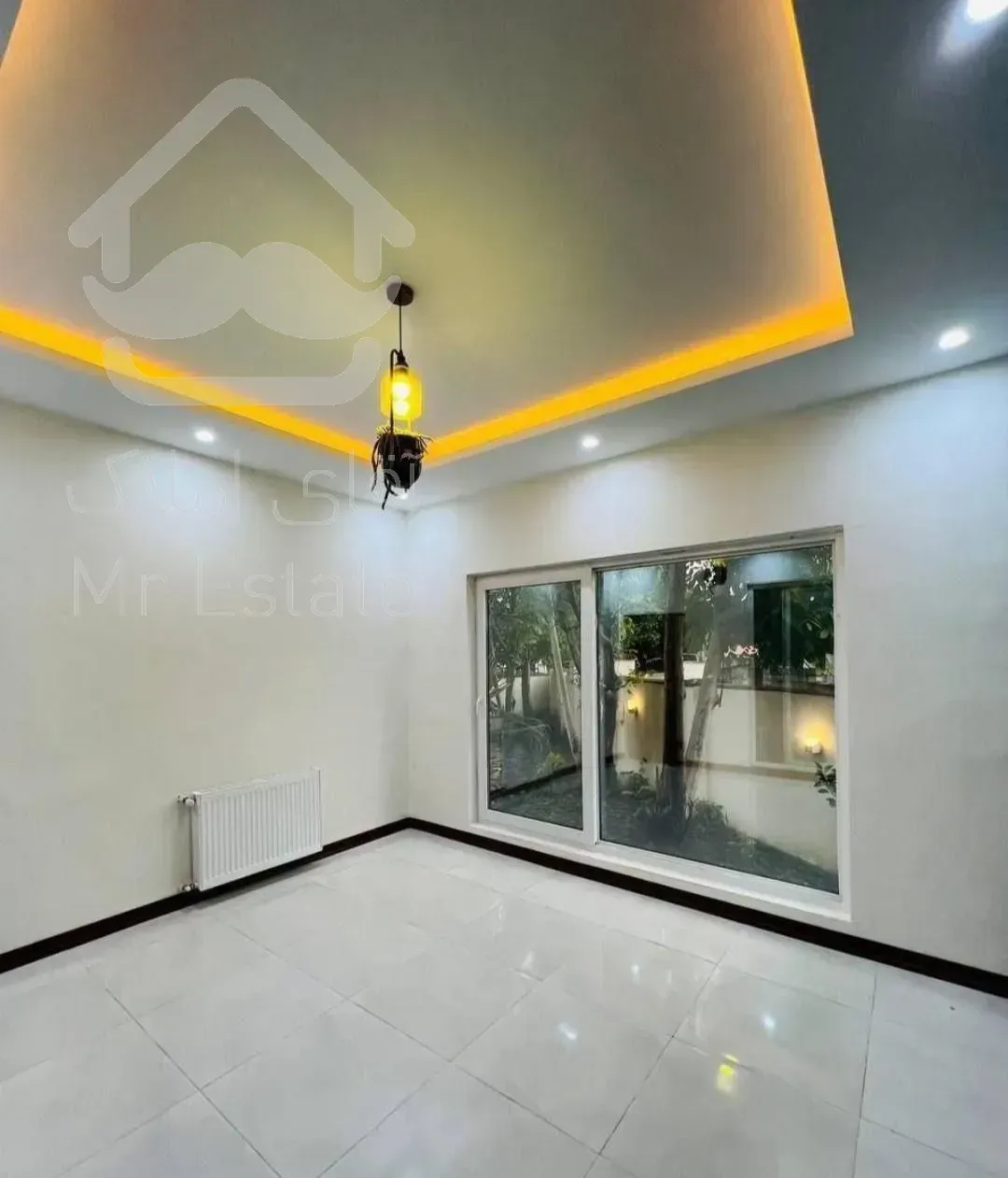 ویلا نما مدرن/با حیاط سازی زیبا دنج سبز