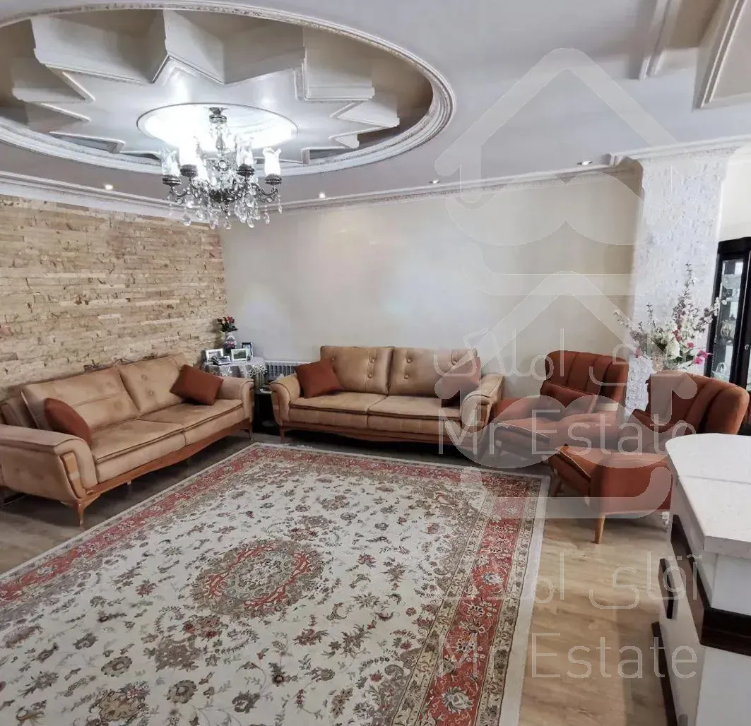 ۱۰۵ متری ۲ خوابه در شهرک نگین ساحل ( شمال دریاچه )