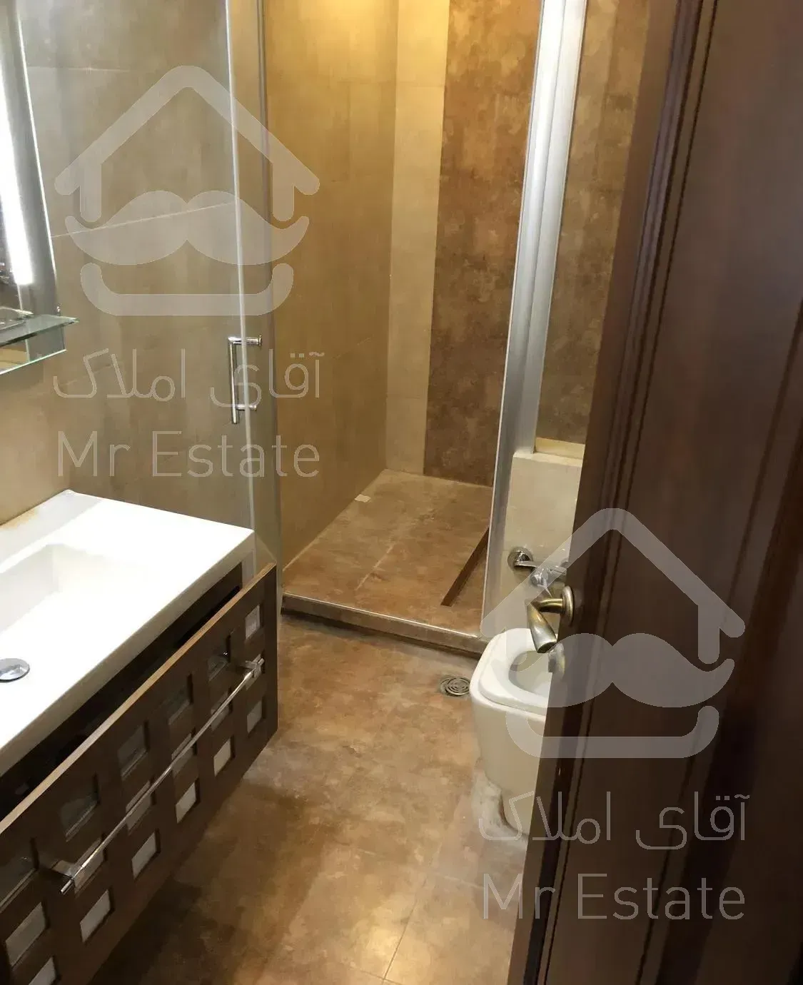 آپارتمان۲۲۰متردیباجی