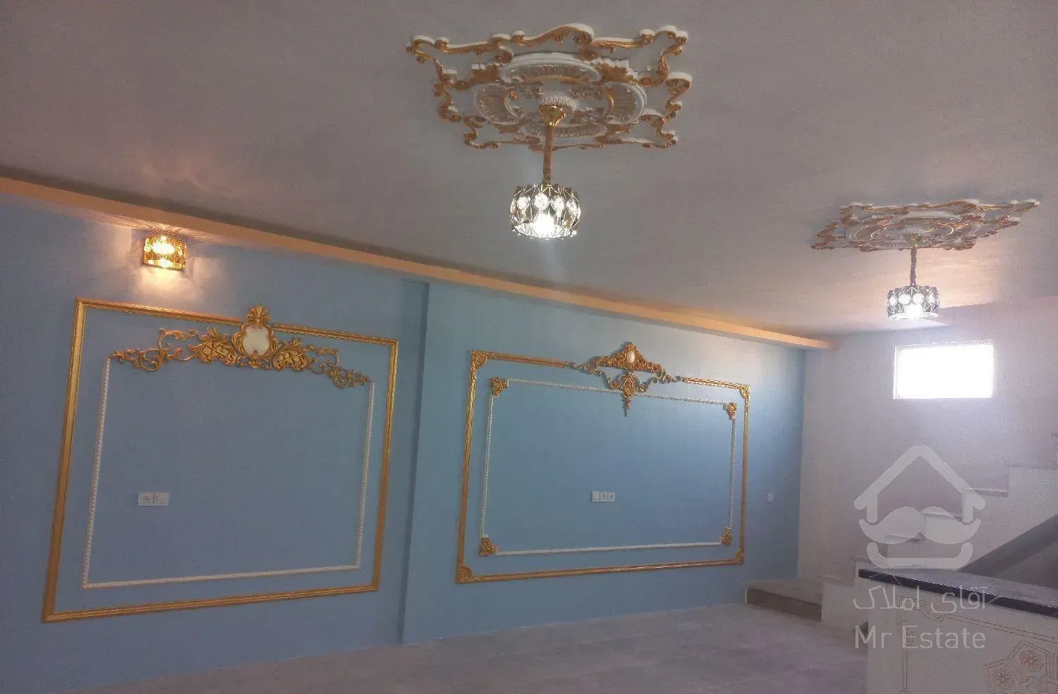 اپارتمان  ۱۴۰متر دوبلکس  حیاط دار طبرسی شمالی ۵۶