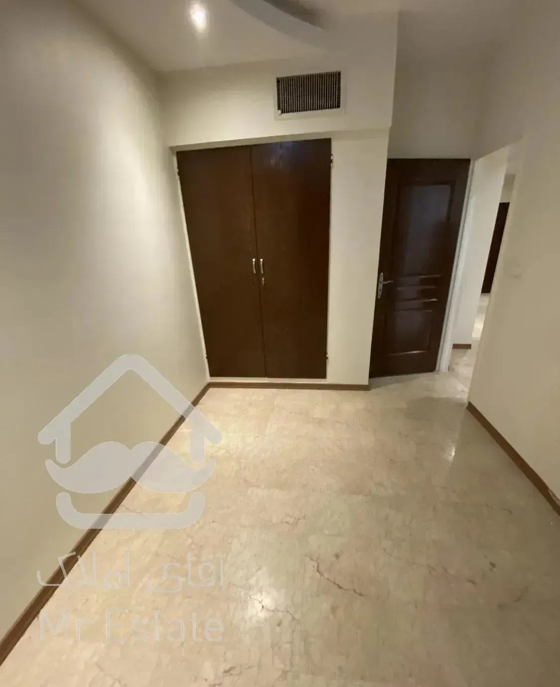 ٧٥ متر ٢ خواب ٥ ساله ریحانى