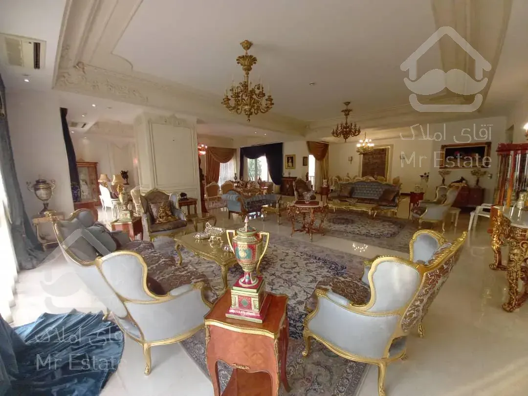 ۵۵۰ متر چند ساله مارکدار در ۳۳۰۰ متر برج باغ