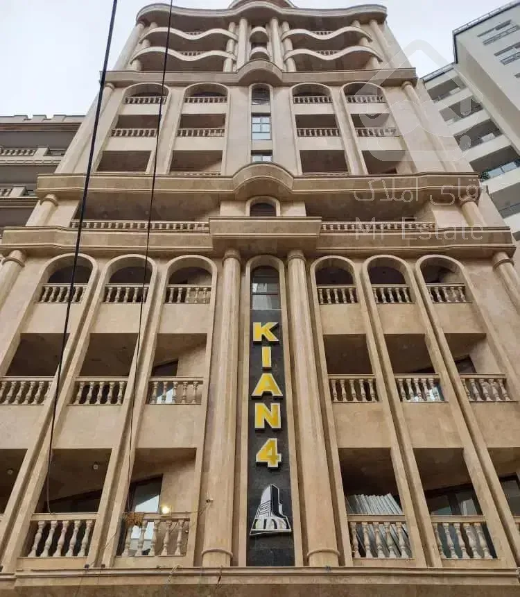 135 متر *نوساز * نخست وزیری