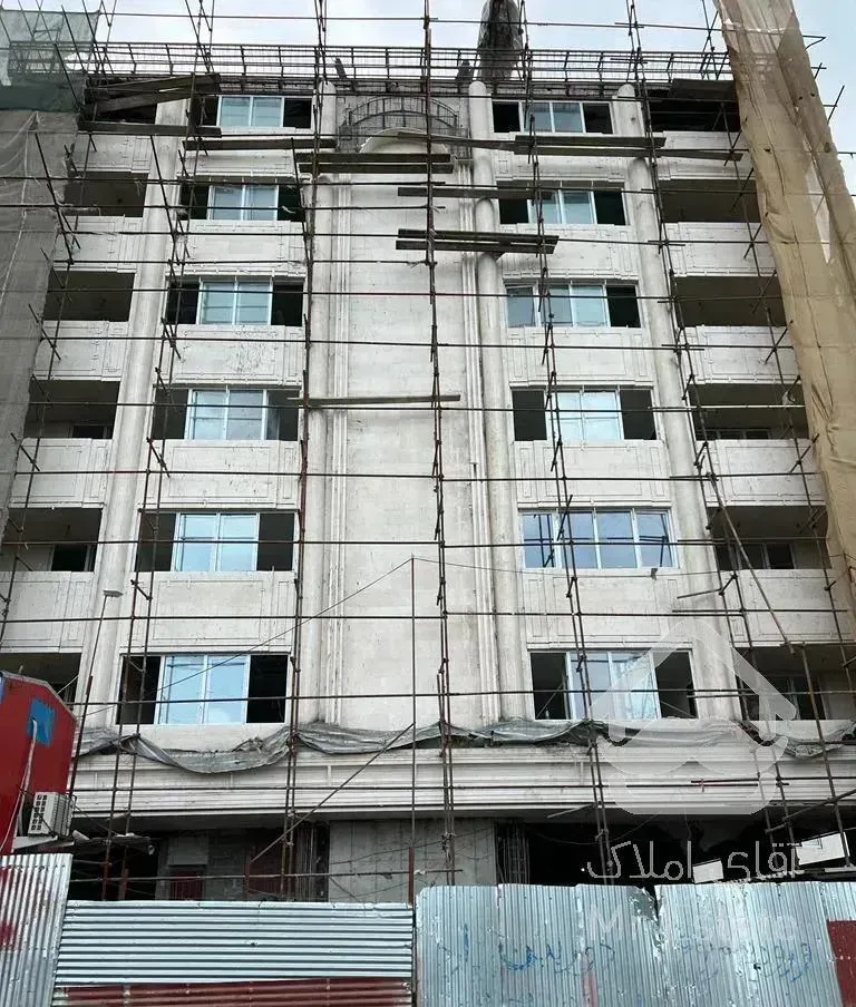 آپارتمان۹۸متری در بلوارطالقانی غربی۱۷