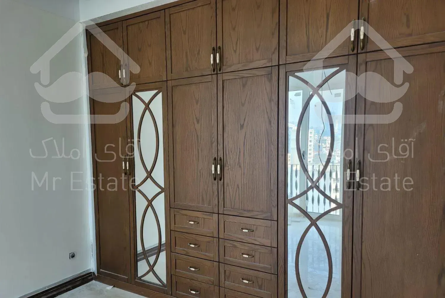 برج دروس ۲۷۰ متر ۳ خواب مستر