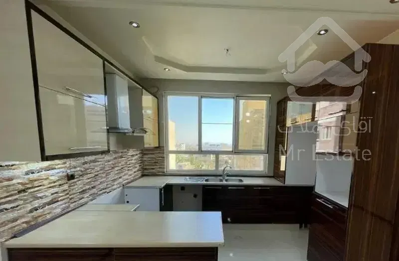 ۸۰ متر ، دو خواب ، فول امکانات ، طوقانی