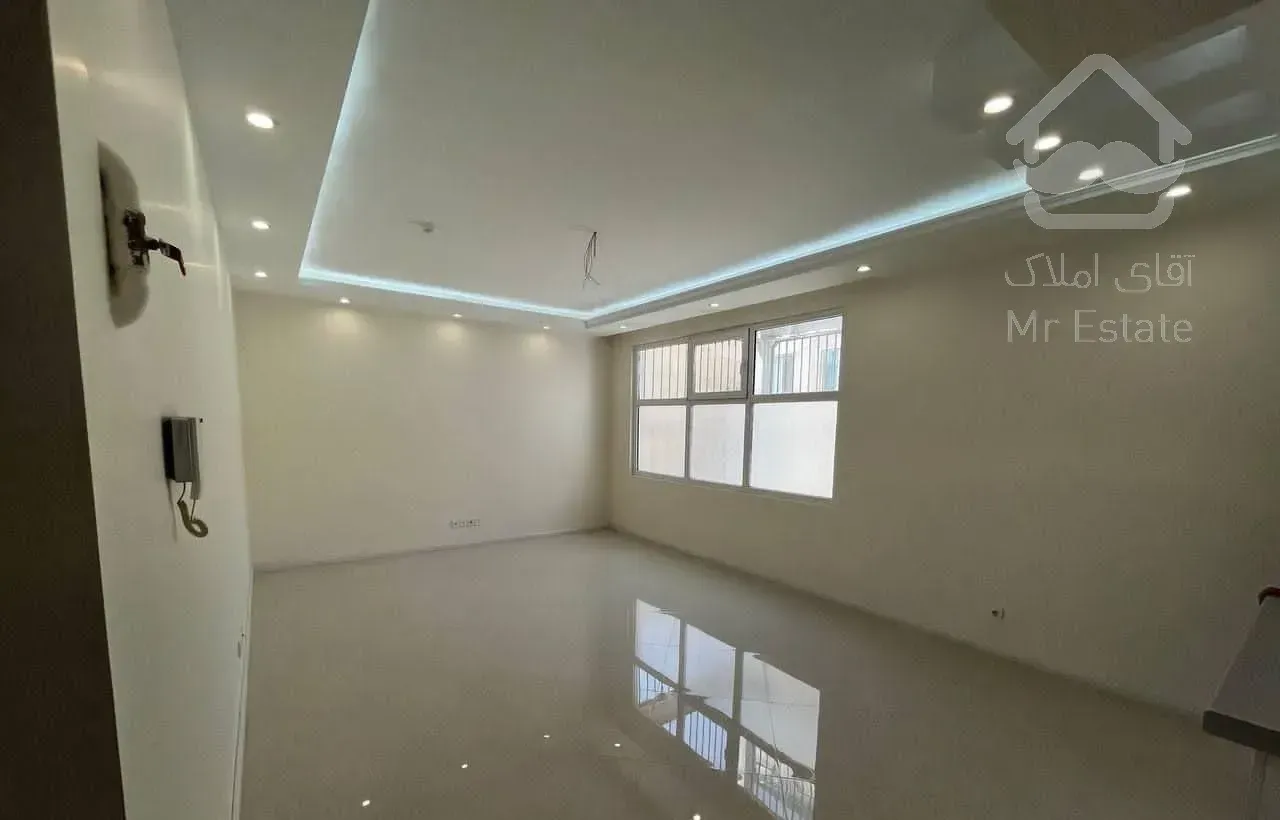 ۷۵ متر ۲ خواب نوساز  ( لارستان )