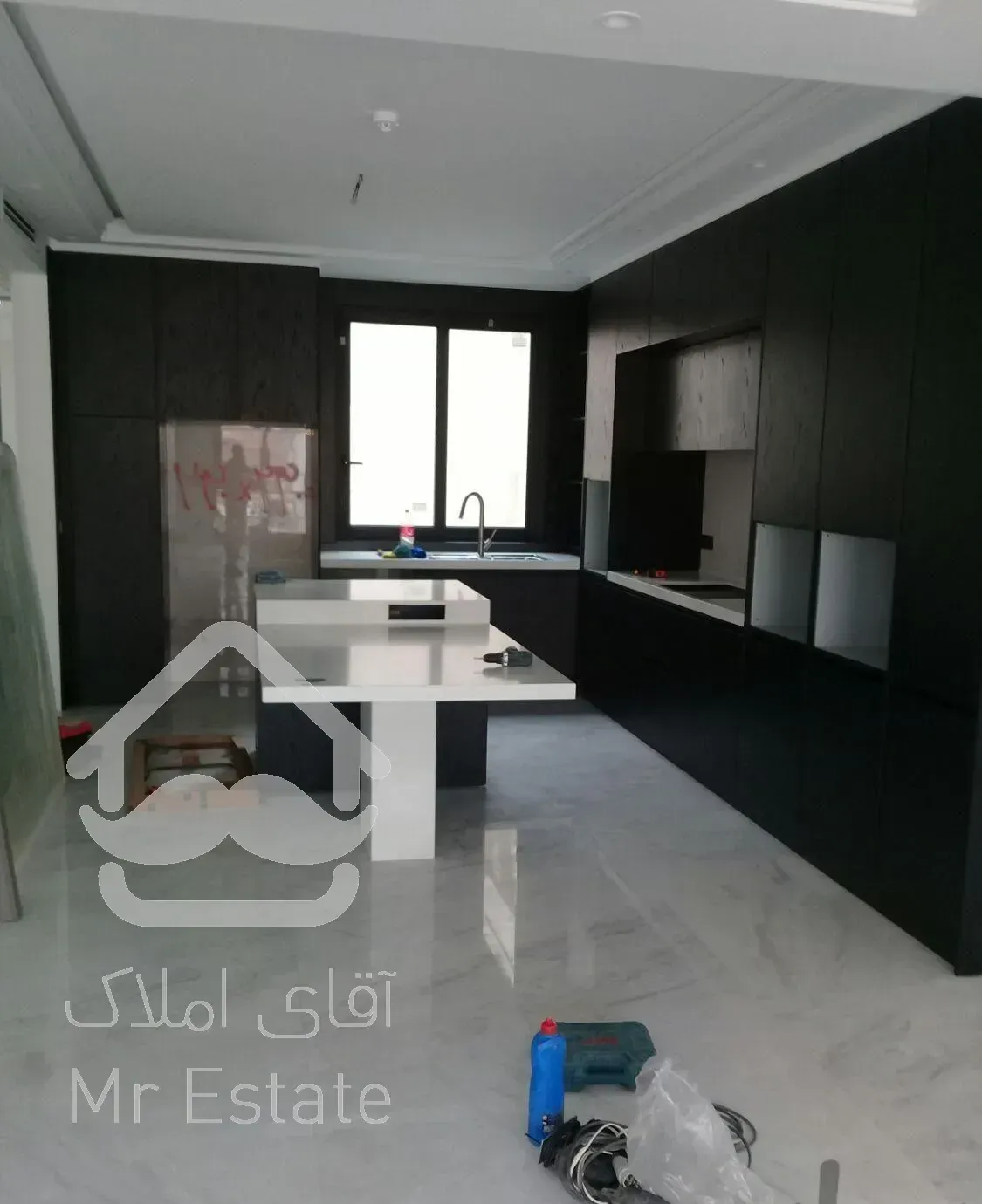 نصاب کابینت کمد دربهای تمام چوب