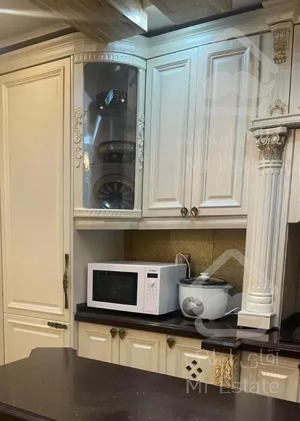 ۱۱۵متر اندرزگو ۲پارکینگ لابی۵ساله تراس ۲۰متری