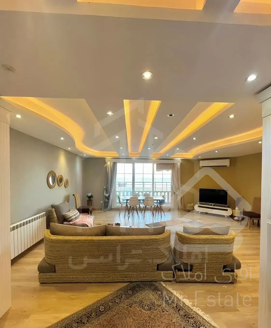 ۱۳۰م ۳خواب بر پاسداران با دید ابدی دریا