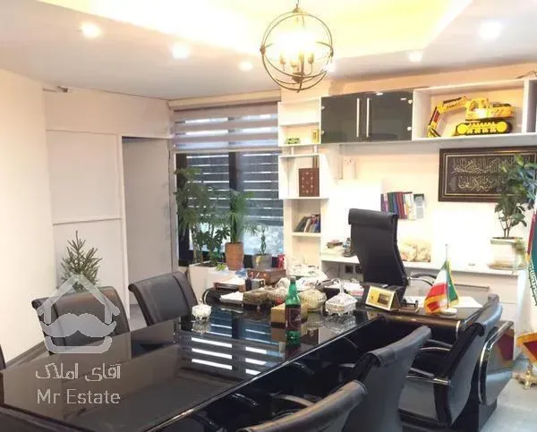 سعادت آباد 120 متر اداری صرافها جنوبی