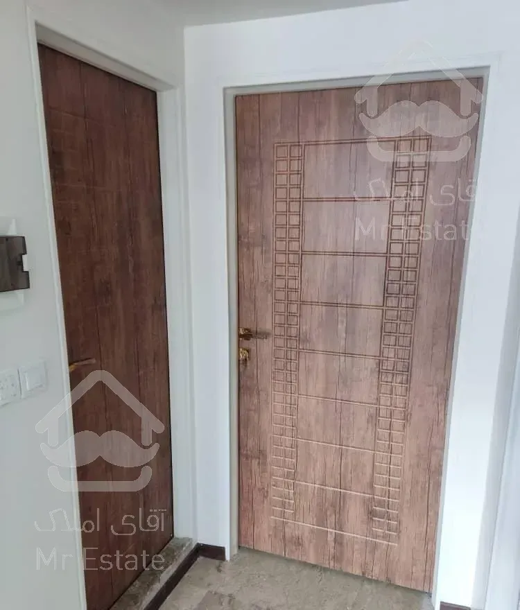 واحد 100 متری کلید نخورده در دولت