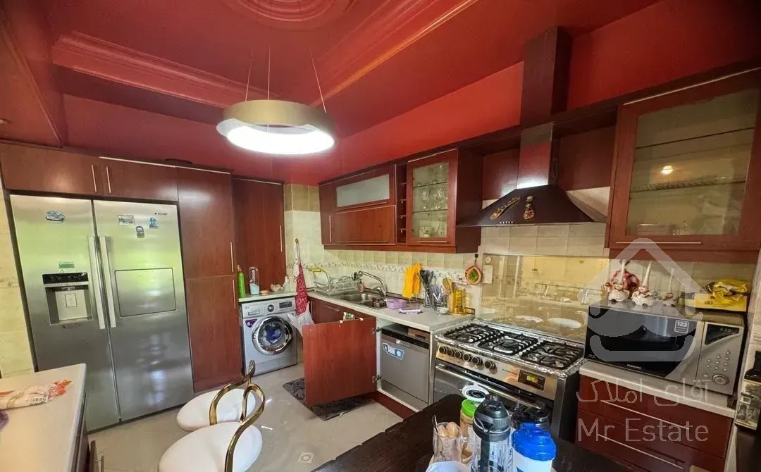 فروش واحد۱۰۸ متری دوخواب طبقه سوم درفاز۲