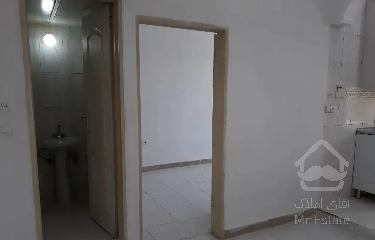 آپارتمان ۴۴ متری شادآباد