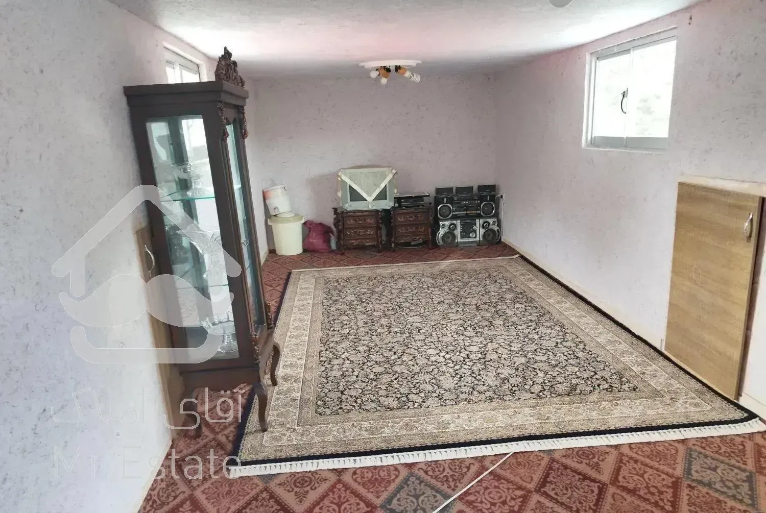 ویلای جنگلی با بهارخواب