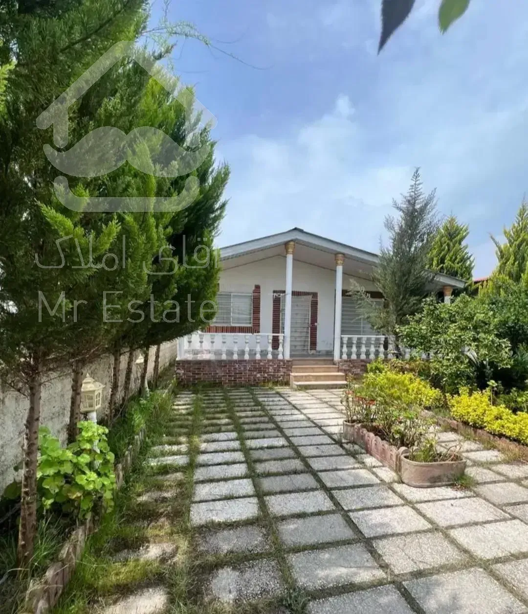 باغچه سرسبز۲۱۵زمین/۹۰بنا/دوخوابه/باسندتکبرگ