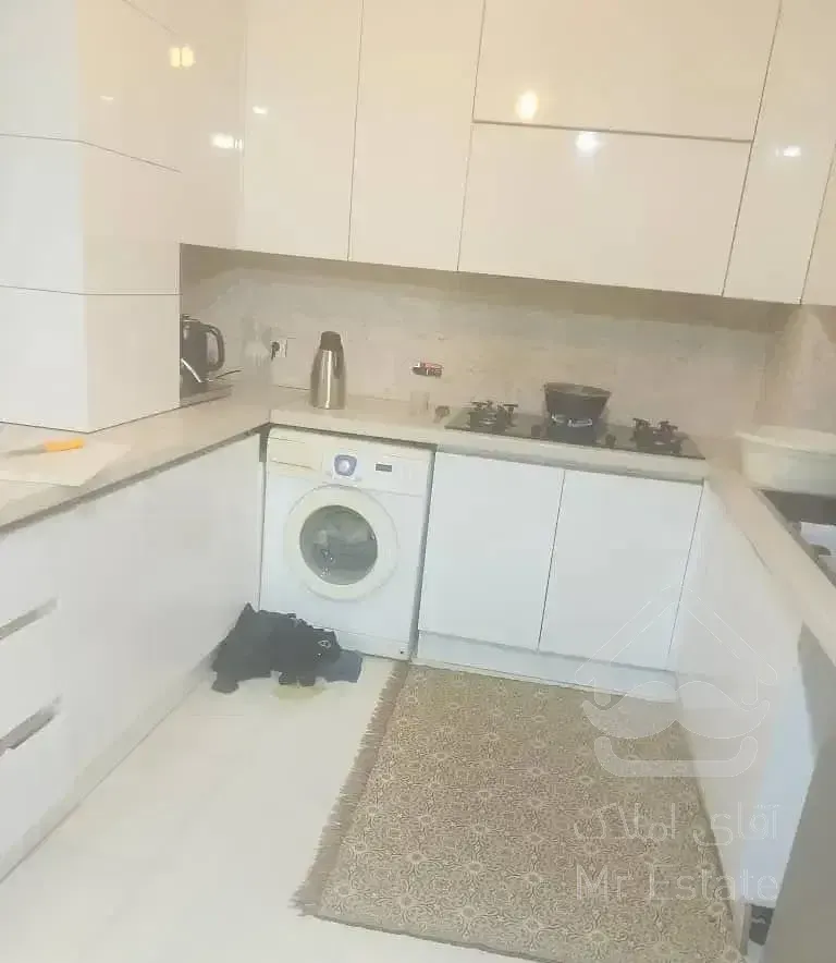 ۱۱۵ متر فول امکانات ۲ ساله بام پونک خیابان الوند