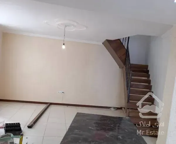 اپارتمان دو طبقه