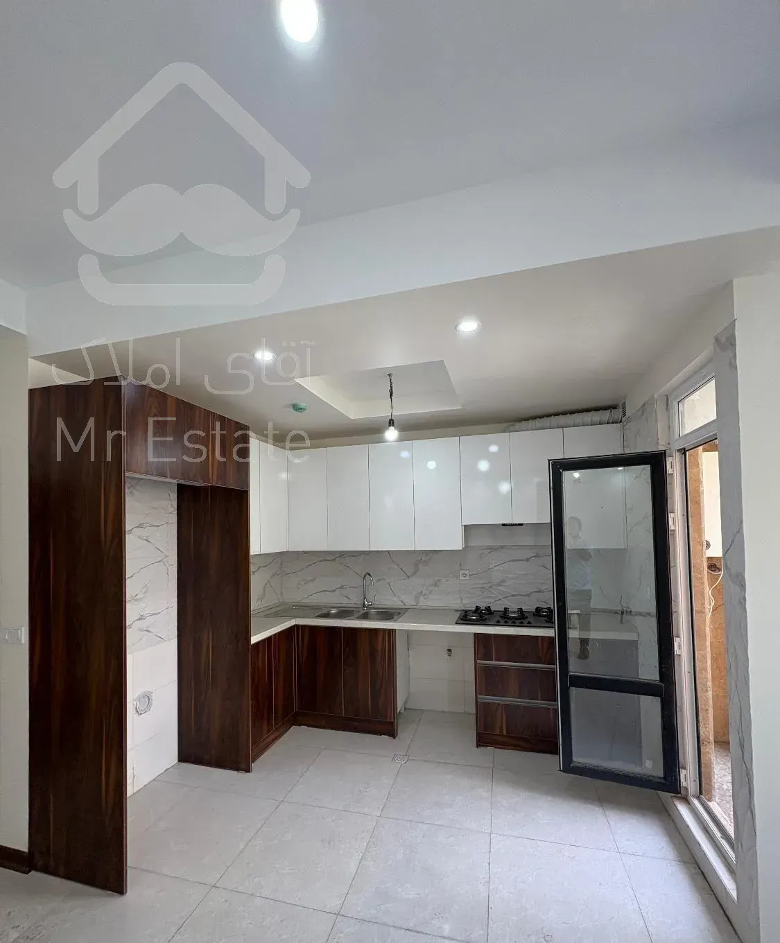 ۷۰ متر / کاوه غربی / نوساز کلید نخورده / فول