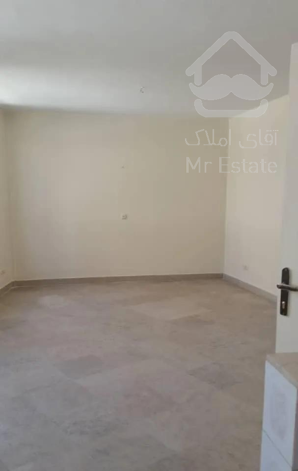 ۶۱متر، نیاوران-خلیلی