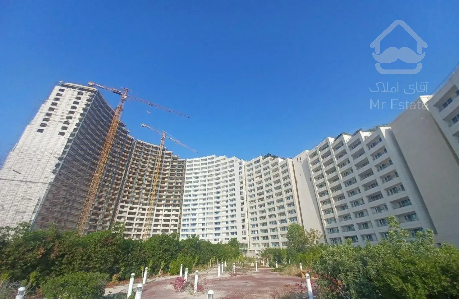 ۱۶۴ متری ۳ خواب برج روما ساحل مرجان سرمایه گذاری